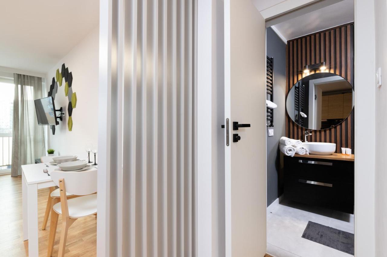 Pomorska Apartament Przy Parku Reagana By Renters Lägenhet *